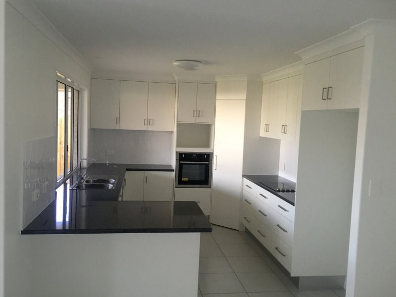 1/67 Harvey Street, Avenell Heights QLD 4670