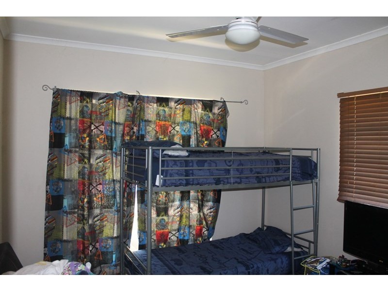 35 Robin Close, Moore Park Beach QLD 4670