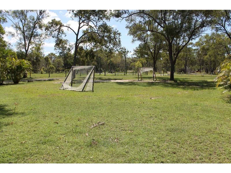 35 Robin Close, Moore Park Beach QLD 4670