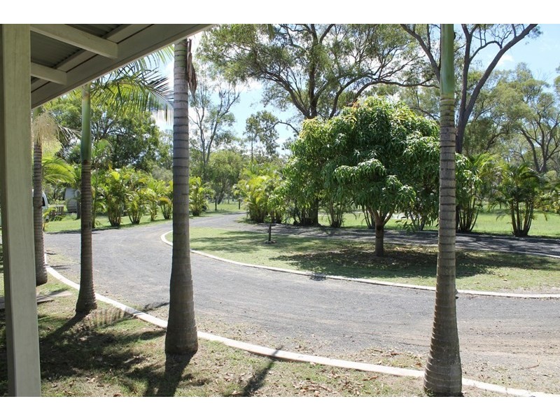 35 Robin Close, Moore Park Beach QLD 4670