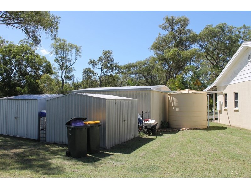 35 Robin Close, Moore Park Beach QLD 4670