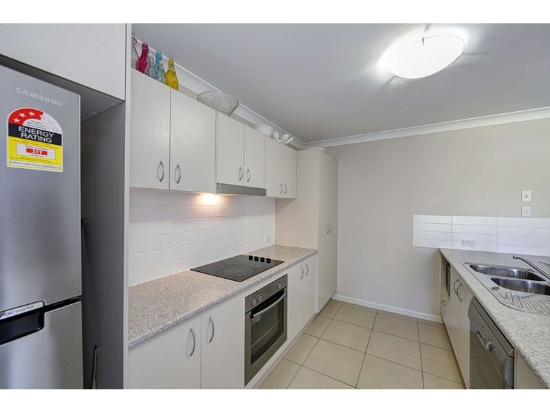 44 Neville Drive, Branyan QLD 4670