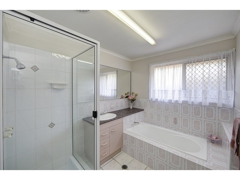 22 Glen Appin Drive, Avoca QLD 4670