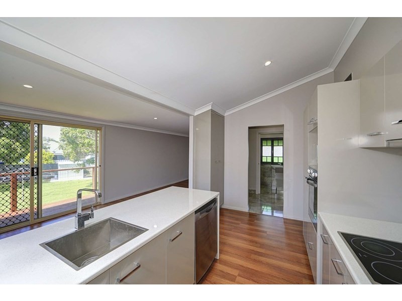 10 Glenmorris Street, Walkervale QLD 4670