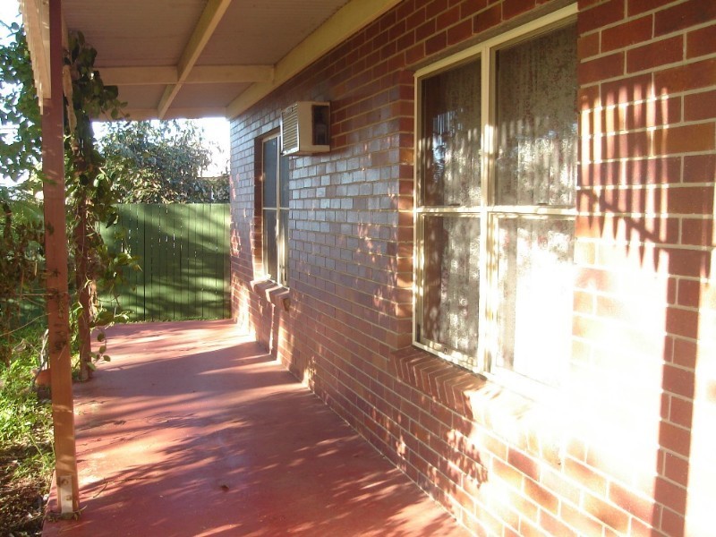 11 Hervey Street, Elliott Heads QLD 4670