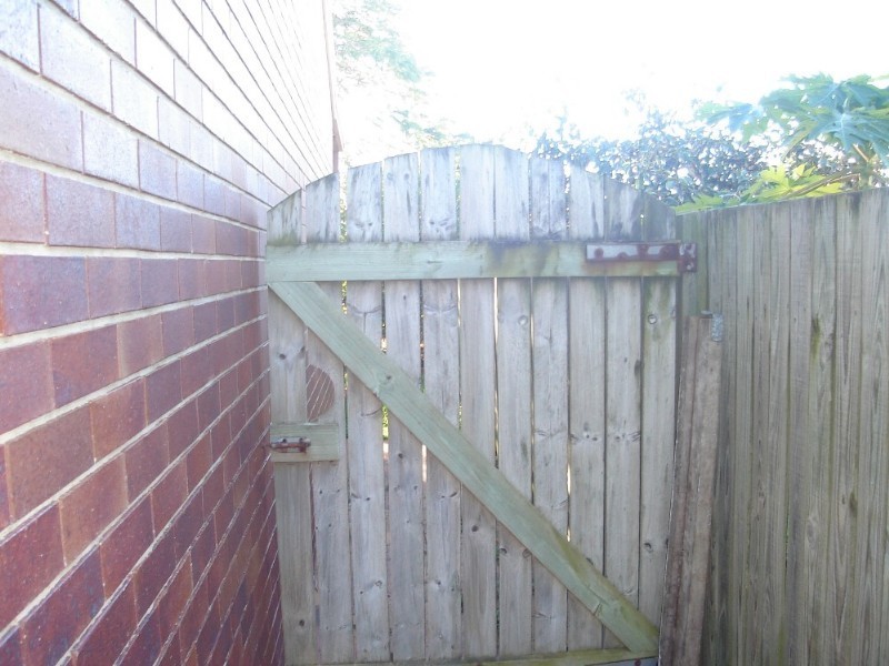 11 Hervey Street, Elliott Heads QLD 4670