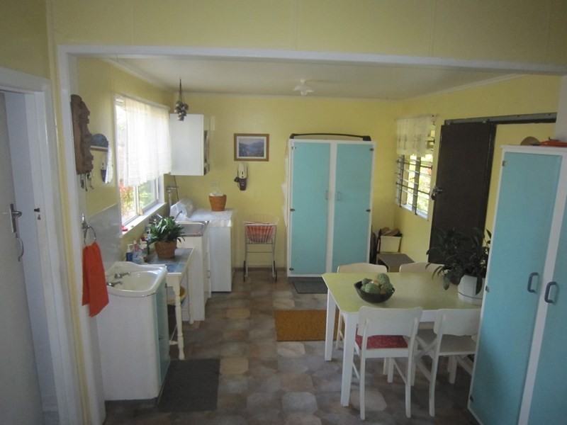 713 Gooburrum Road, Welcome Creek QLD 4670