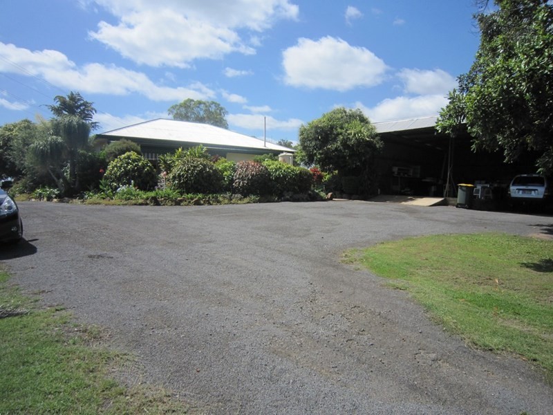 713 Gooburrum Road, Welcome Creek QLD 4670