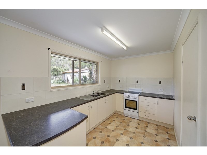 73 Childers Road, Branyan QLD 4670