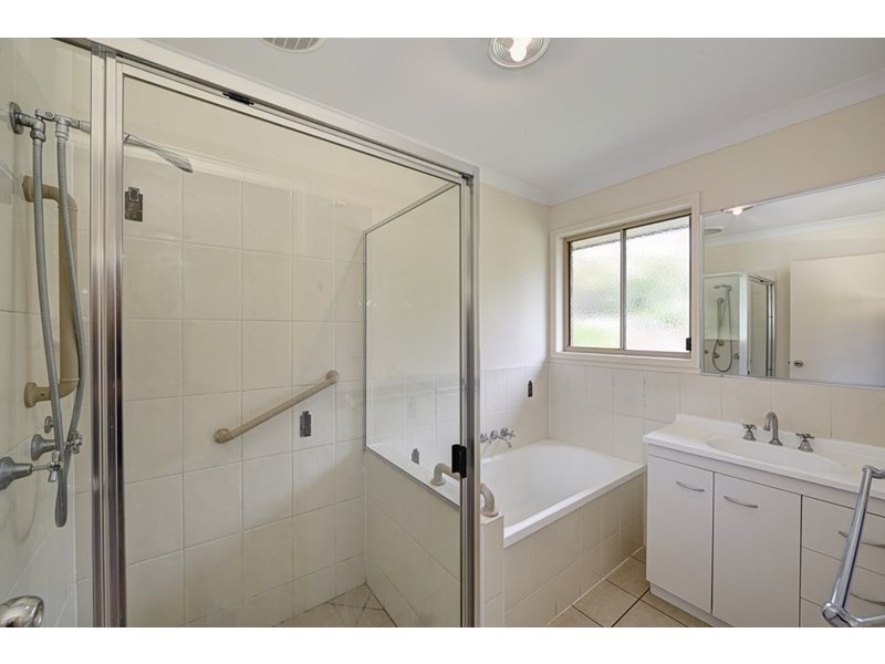 73 Childers Road, Branyan QLD 4670