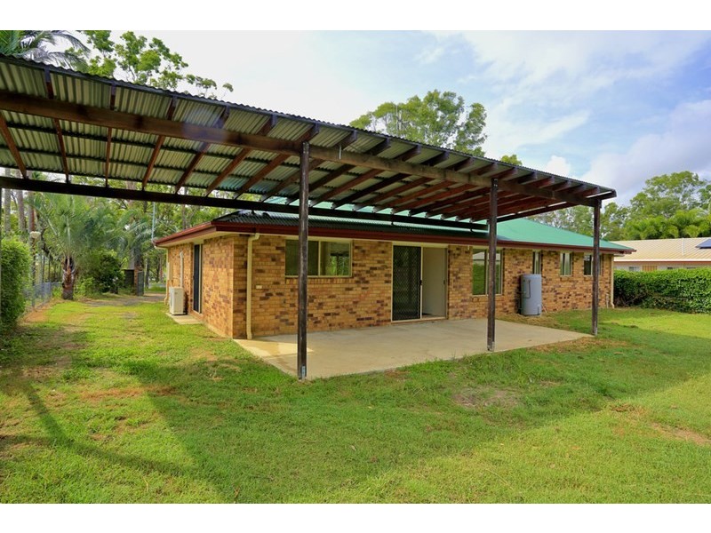 73 Childers Road, Branyan QLD 4670