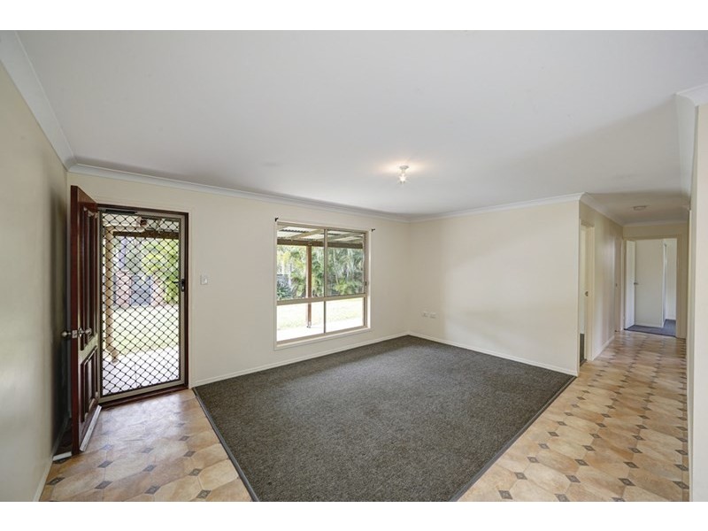 73 Childers Road, Branyan QLD 4670