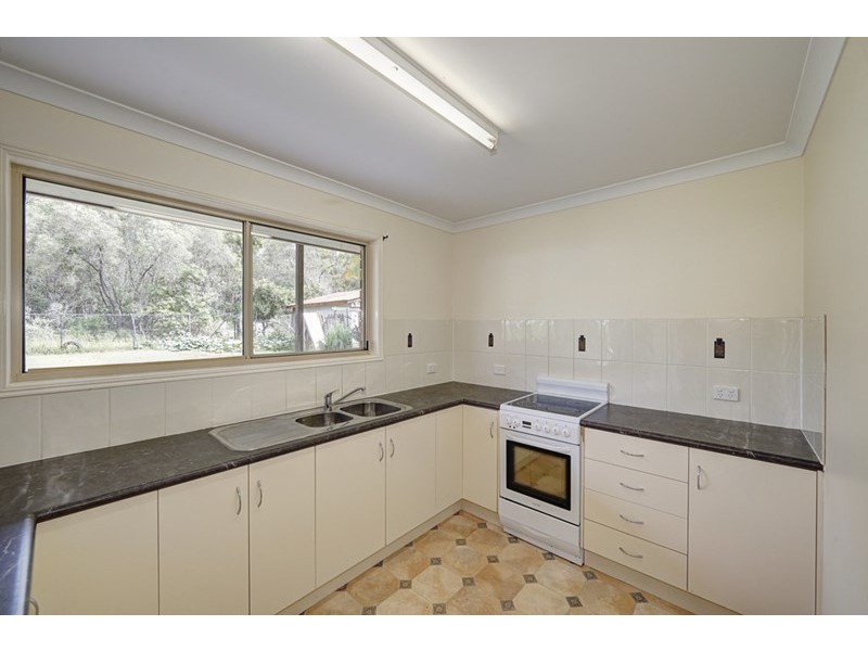 73 Childers Road, Branyan QLD 4670