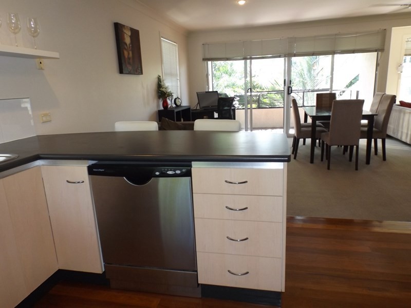 17/2 Sylvan Drive, Moore Park Beach QLD 4670