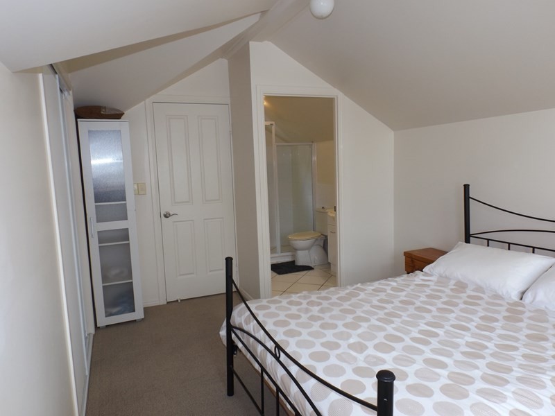 17/2 Sylvan Drive, Moore Park Beach QLD 4670