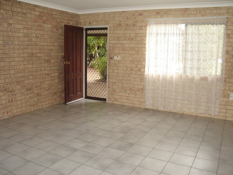 2/7 Skyring Street, Bundaberg QLD 4670