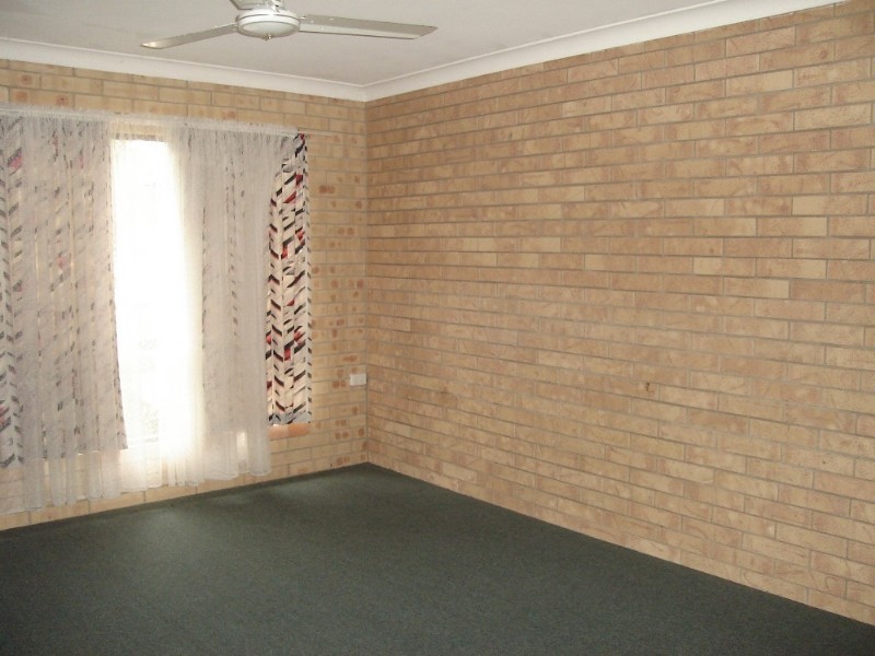 2/7 Skyring Street, Bundaberg QLD 4670