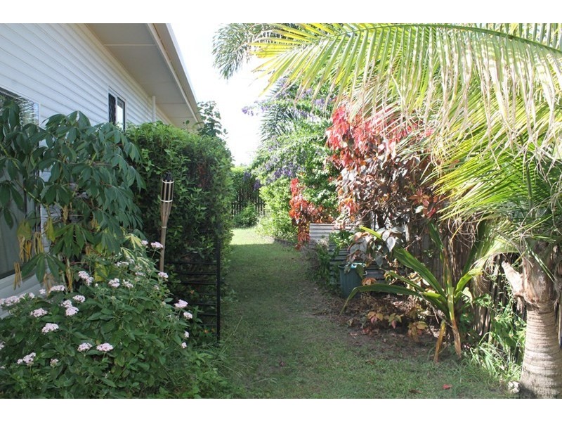 1 Hay Street East, Avenell Heights QLD 4670