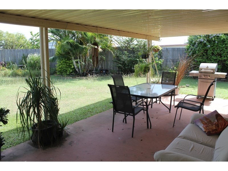 1 Hay Street East, Avenell Heights QLD 4670