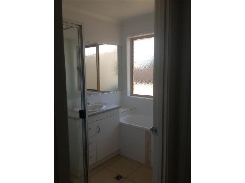 23 Malvern Drive, Moore Park Beach QLD 4670