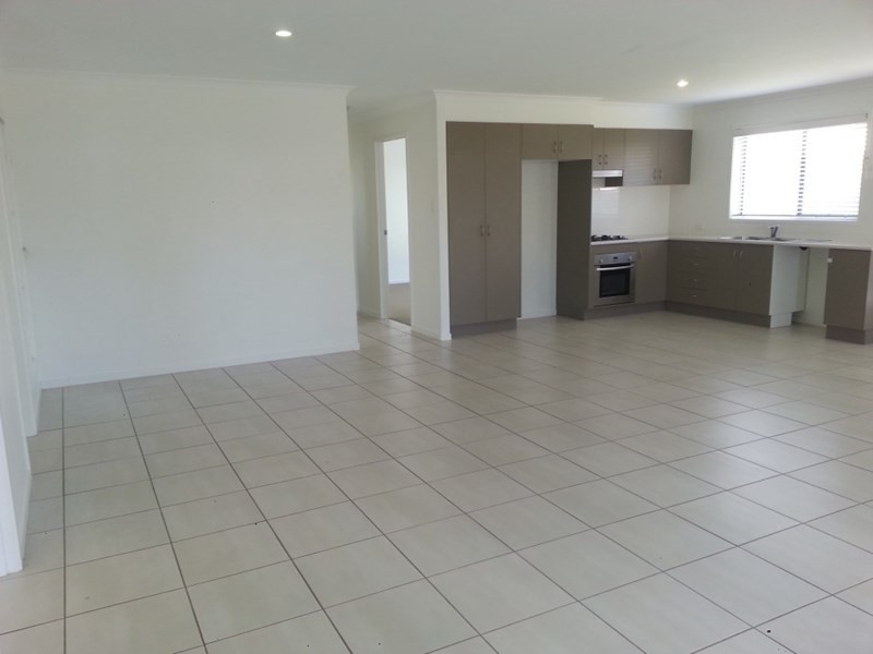 25 Regency Road, Moore Park Beach QLD 4670