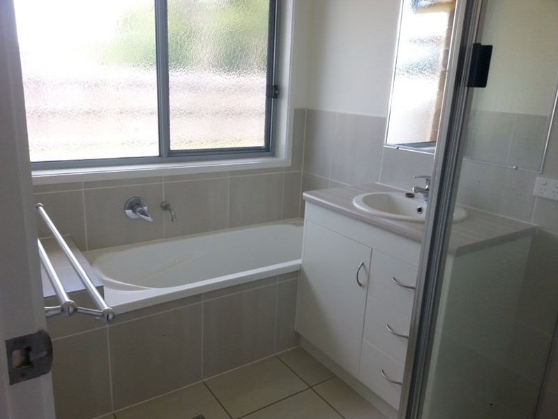 25 Regency Road, Moore Park Beach QLD 4670