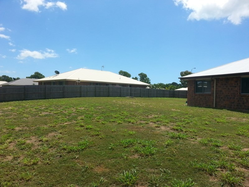 25 Regency Road, Moore Park Beach QLD 4670