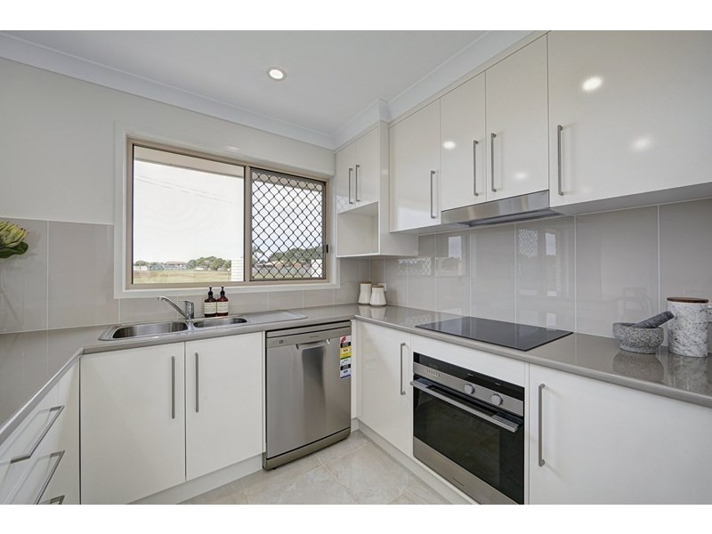 1 and 2/32-34 Heaps Street, Avenell Heights QLD 4670