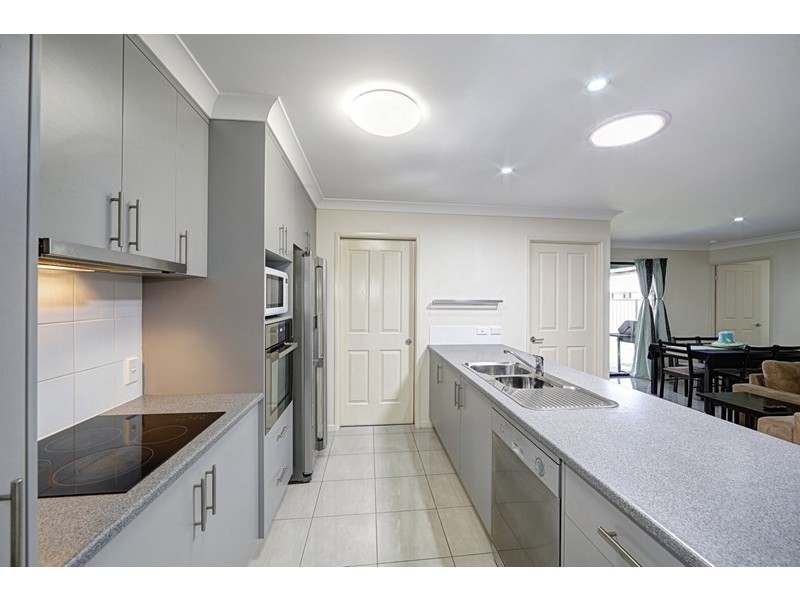 13 Sergiacomi Drive, Kalkie QLD 4670