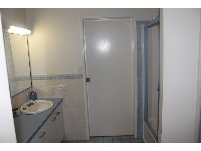 13 Centennial Circuit, Avenell Heights QLD 4670