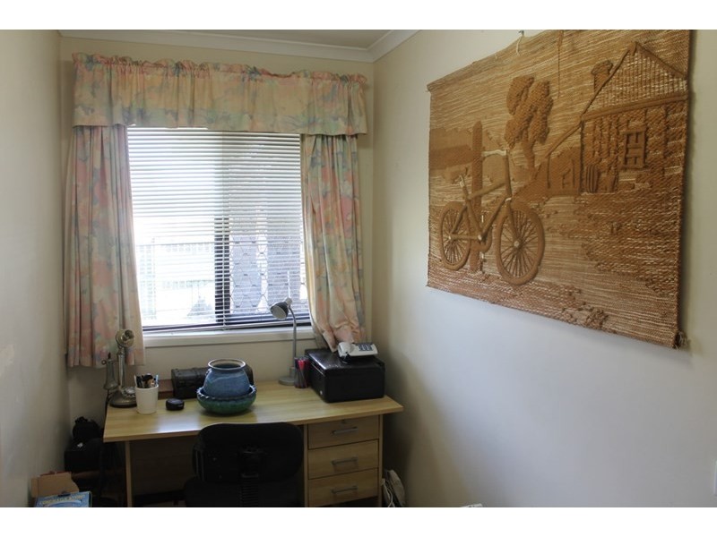 13 Centennial Circuit, Avenell Heights QLD 4670