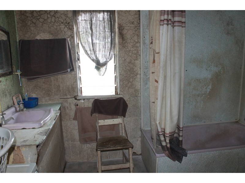 22 Burrum Street, Bundaberg West QLD 4670