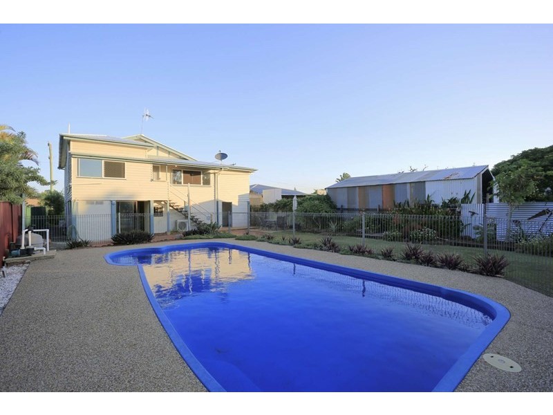 5a McCarthy Road, Avenell Heights QLD 4670