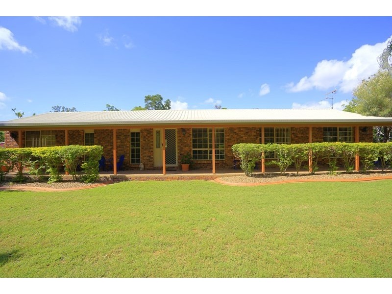 16 Billabong Drive, Gooburrum QLD 4670