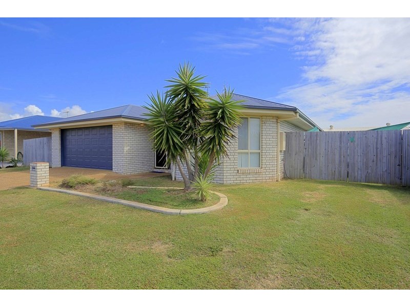 6 Toppers Drive, Coral Cove QLD 4670