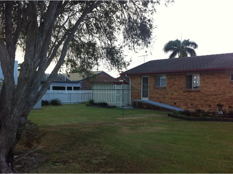 204 Bargara Road, Kalkie QLD 4670