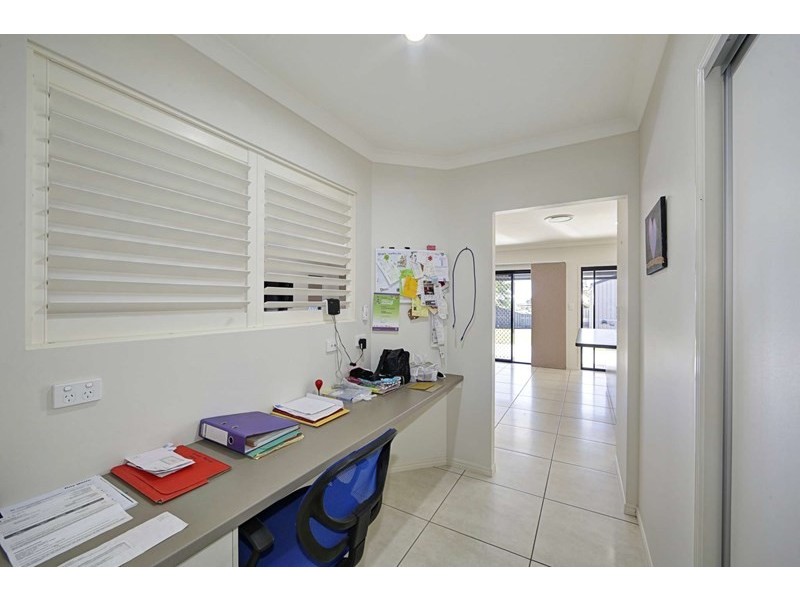 5 Amronel Close, Innes Park QLD 4670