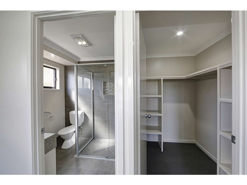 18A Alice Street, Walkervale QLD 4670