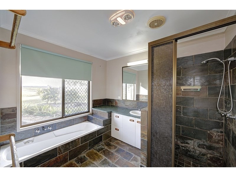 884 Moore Park Road, Welcome Creek QLD 4670