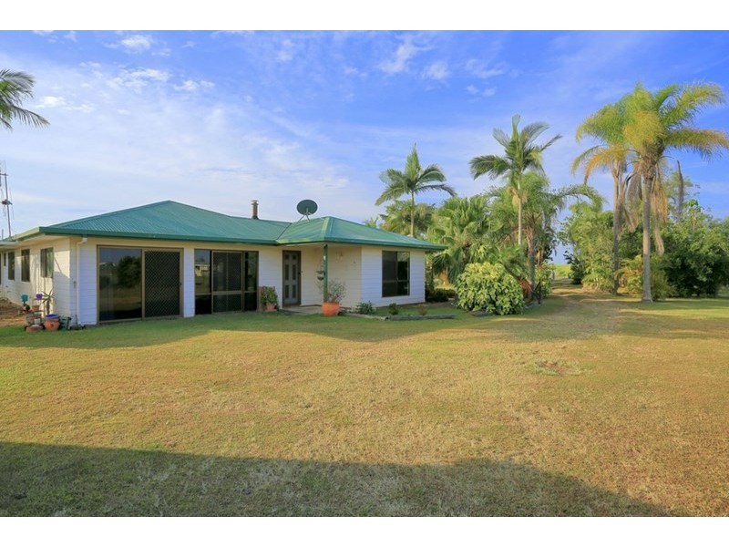 884 Moore Park Road, Welcome Creek QLD 4670
