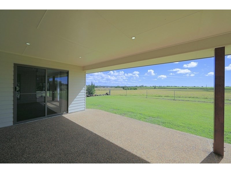 22 Heidkes Road, Windermere QLD 4670