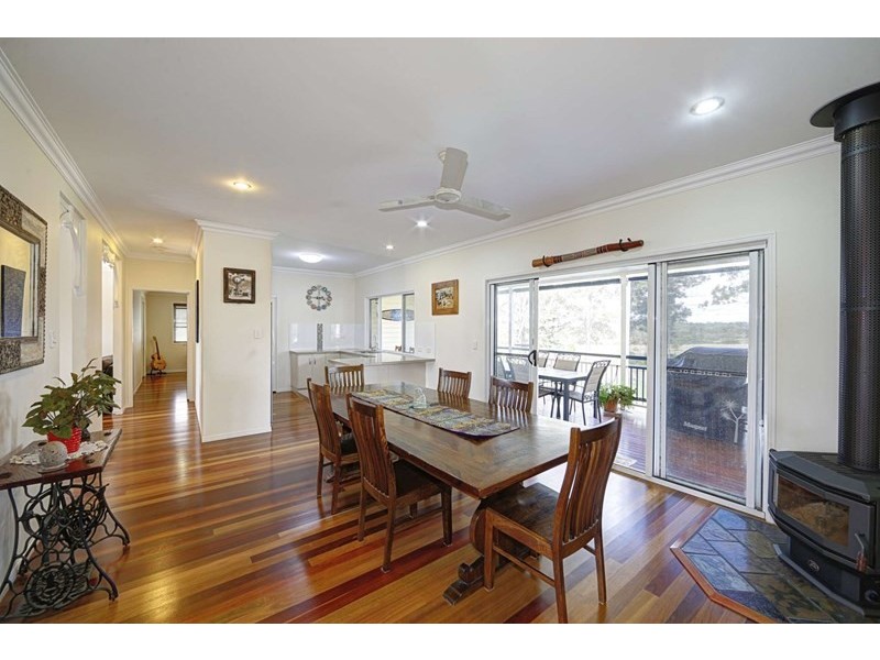 657 Pine Creek Road, Pine Creek QLD 4670