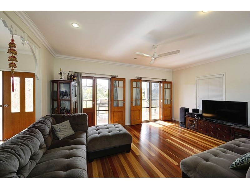 657 Pine Creek Road, Pine Creek QLD 4670