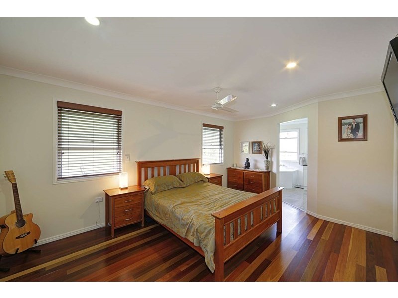 657 Pine Creek Road, Pine Creek QLD 4670