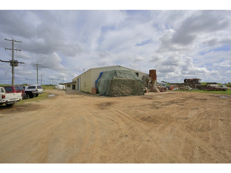 90 Thomasens Road, Alloway QLD 4670