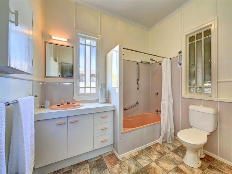 22 Coomber Street, Svensson Heights QLD 4670