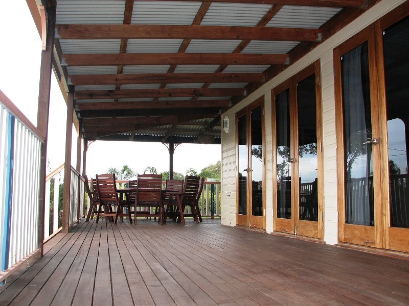Sharon QLD 4670