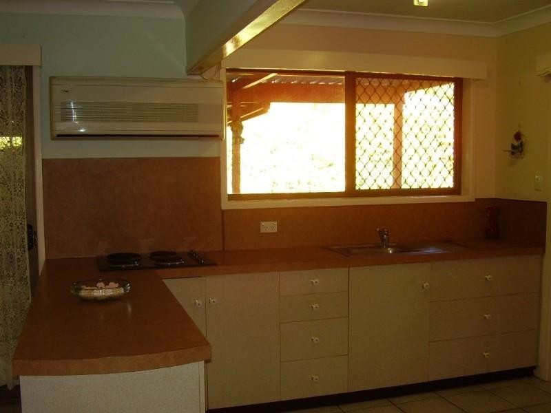 12 Crane Street, Bundaberg South QLD 4670