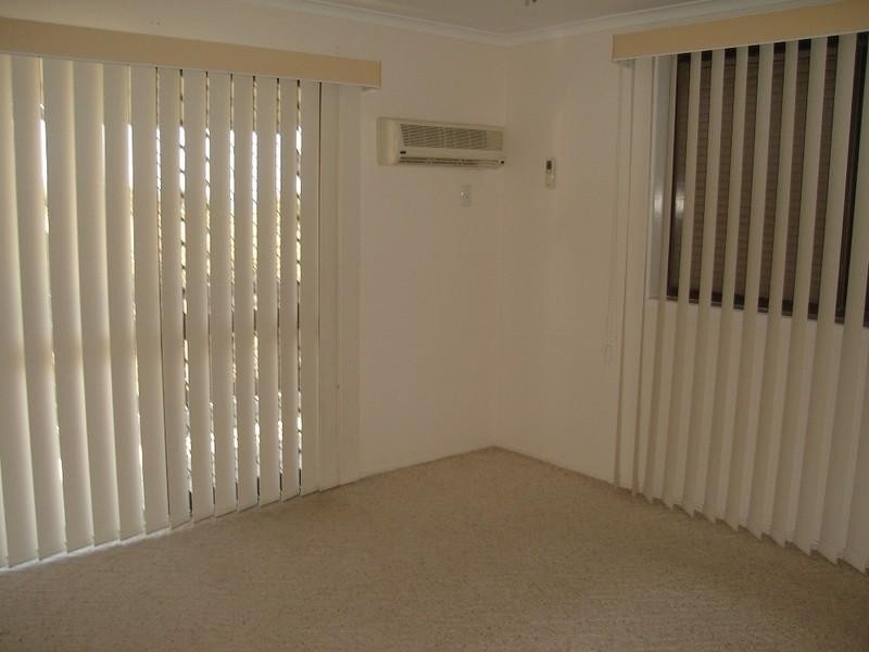 2 Zunker Street, Burnett Heads QLD 4670