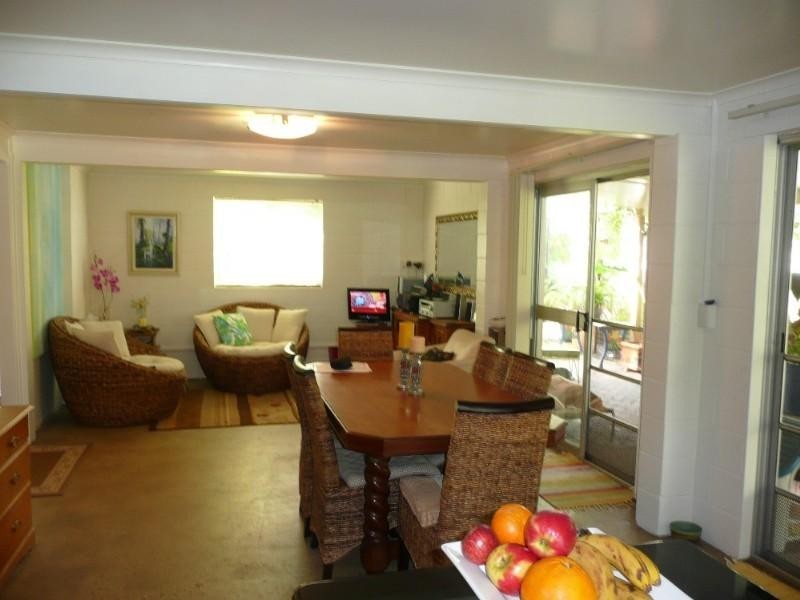 19 Samuels Road, Branyan QLD 4670